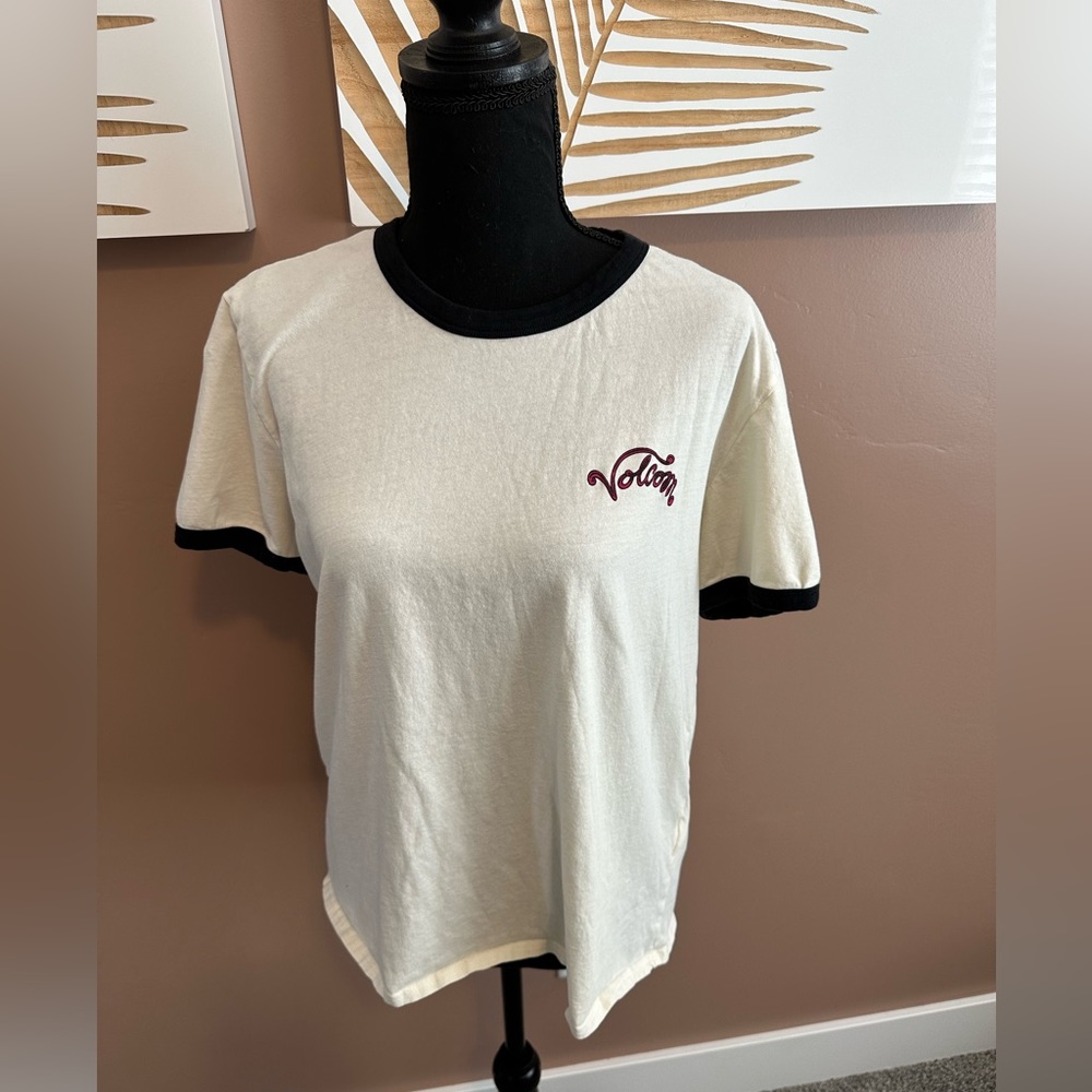 Volcom graphic tee